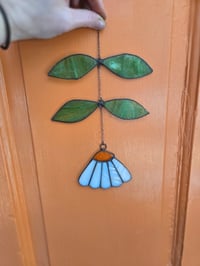 Image 1 of Staing glass White Daisy