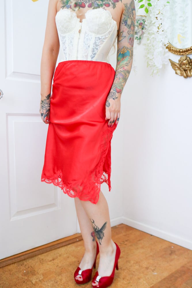 Image of Vintage 1970s Wonder Maid Romantic Red Half Slip (Small)