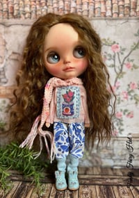 Image 1 of Blythe Spring set 16