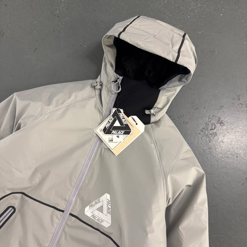 Image of BNWT AW 23 Palace Gore-Tex windstopper jacket, size medium