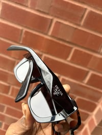 Image 4 of Pradà Shades