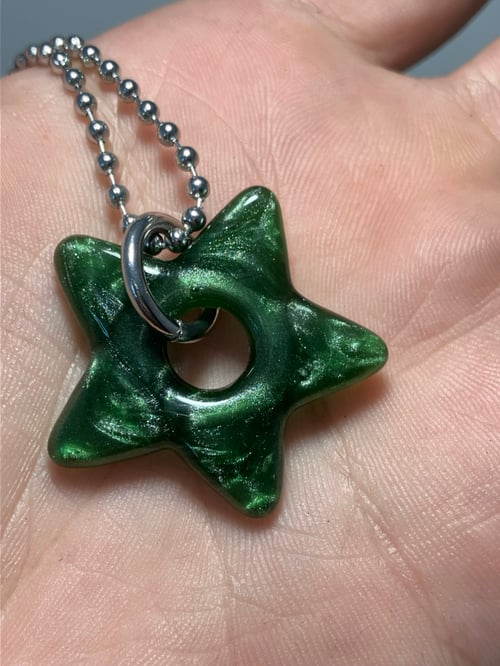 Image of green stardust