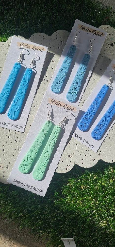 Image of Long Taper Earrings (Clay) 