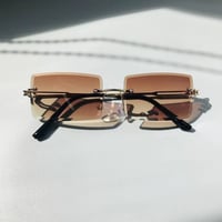 Image 4 of Princess Cut Buffs