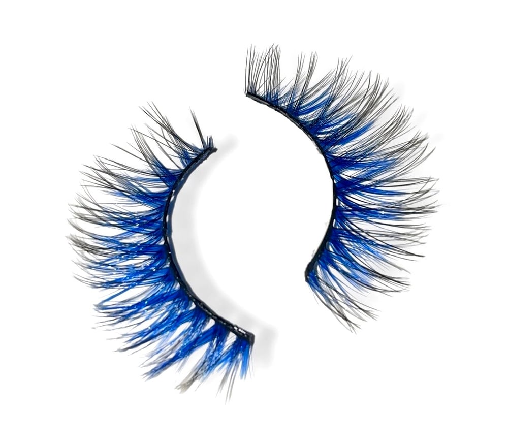 Image of GlitznGlamz Fire Flame Cruelty Free Mink Lashes