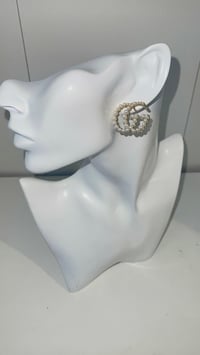 Image 2 of PERLITA