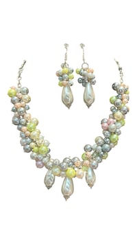 Image 1 of Pearl Necklace set