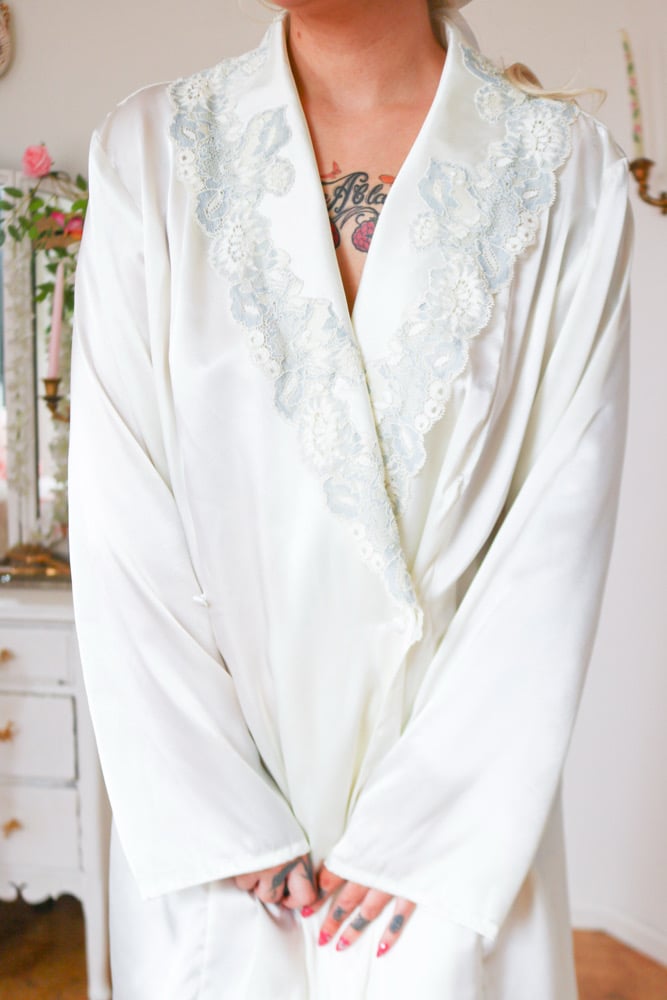 Image of Y2K Victorias Secret Silky White Cross Robe with Blue Floral lace (M/L)