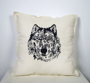 Image of Wolf Pillow
