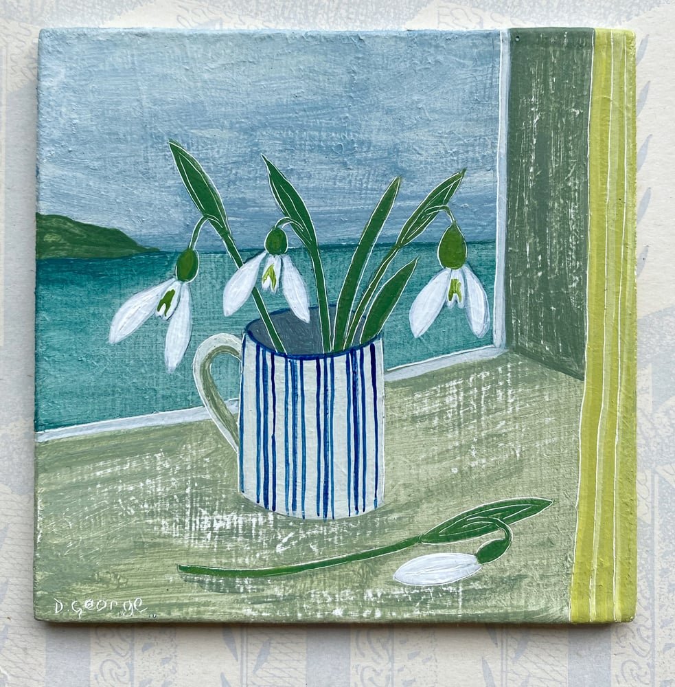 Image of Miniature Rye cup and Snowdrops 