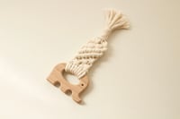 Image 3 of Mordedor de madera