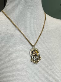 Image 4 of Kuchi resin opal (pearl)
