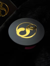 Image 3 of Bombshell Blusher