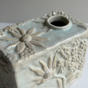 Image of Aqua flannel flower fox vase (4237)