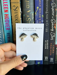 Mushroom Studs