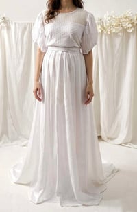 Image 1 of White dress for photoshoots | Millie | size M | chiffon