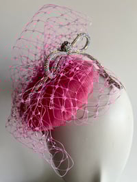 Image 2 of Cute pink button w rhinestone bow