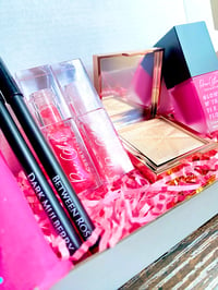 Image 1 of Pink Perfection Makeup Bundle