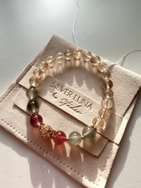 Image 1 of golden rutilated quartz 金发晶绿发晶手链 