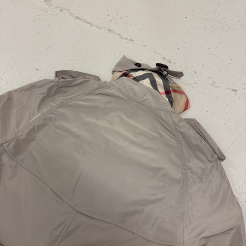 Image of Burberry Double Breasted Nylon Trench, Size Medium