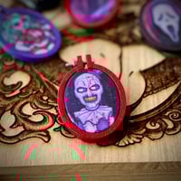 Image 1 of Art (brooch)