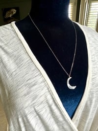 Image 3 of sterling silver moon pendant with courage inscription