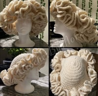 Crochet Ruffle Hat- Beige 