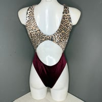 Image 11 of Sample sale 