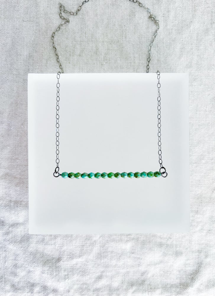 Image of Green Linear Necklace 