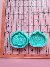 Pumpkin Grippy Shaker/ Nonshaker Mold