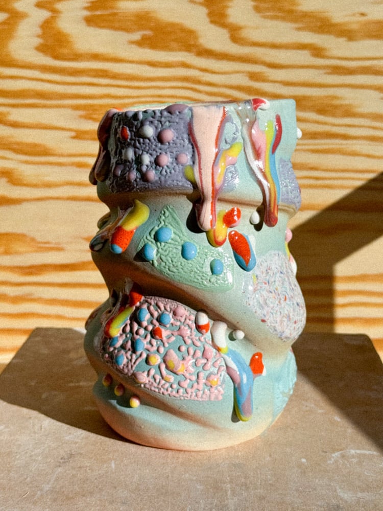 Image of Large Drippy Vessel