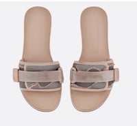 Image 2 of combat flat