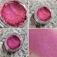 Lovesick - Pinky Purple Shimmer Eyeshadow