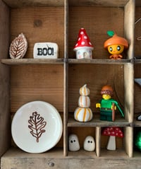 Image 2 of Ceramic Oak Leaf Dish