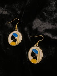 Girl With A Pearl Earrings