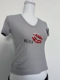Image 2 of 00s Kiss t shirt // M