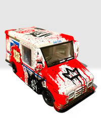 Image 5 of Red Yeti Hauler 01