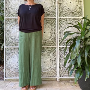 Image of Linea pants - Linen - Spring Green