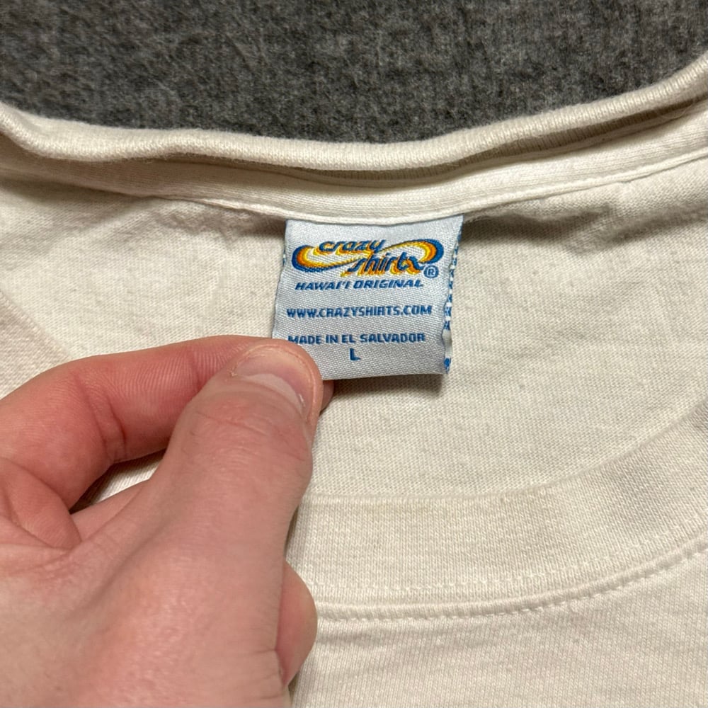 Image of 1990s B Kilban Cat Hawaii Graphic Tee (L)