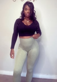 Image 4 of Ribbed Gym Leggings (seafoam green)