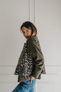 Image 5 of Gilet sans manches LEONY 