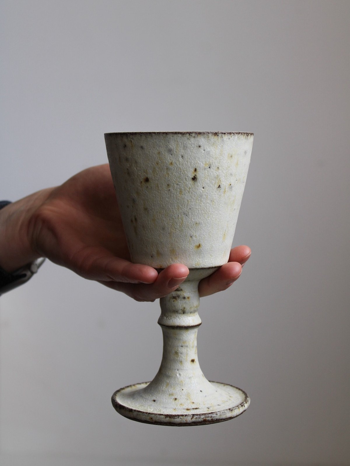 Image of goblet in white-02