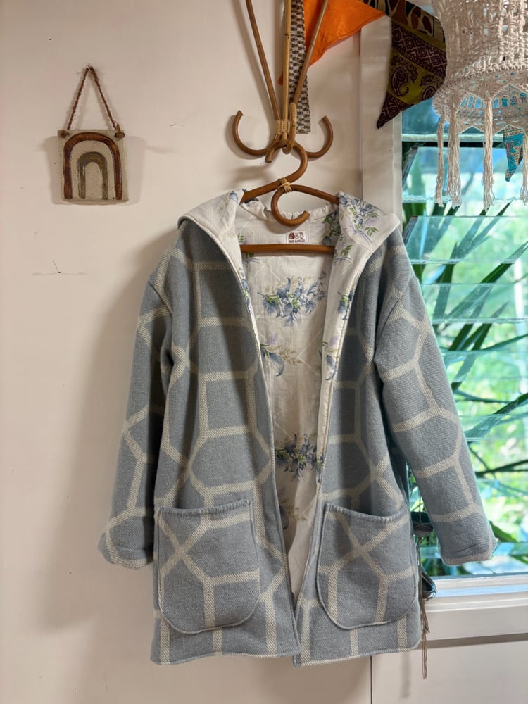 Image of Poet Adult Coat size Small