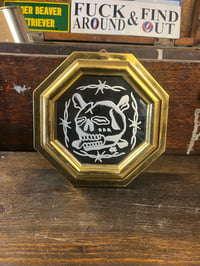  Skull and crossbones