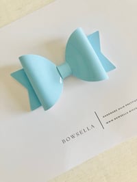 baby blue patent bow 