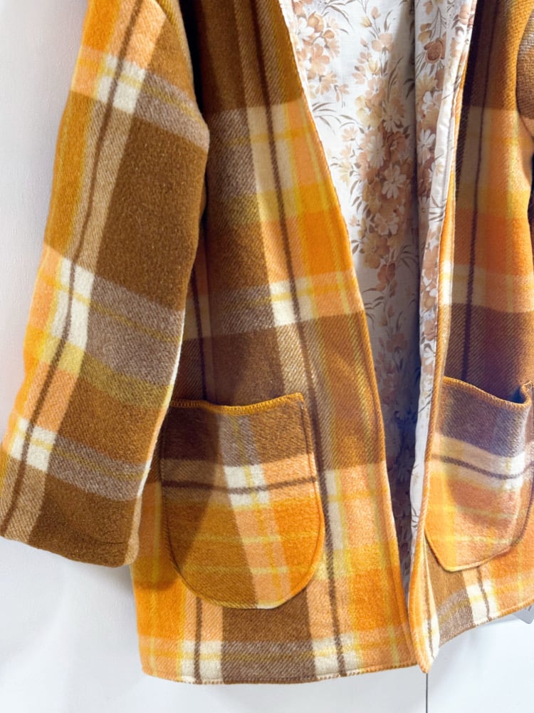 Image of Wattle Adult Coat size Large