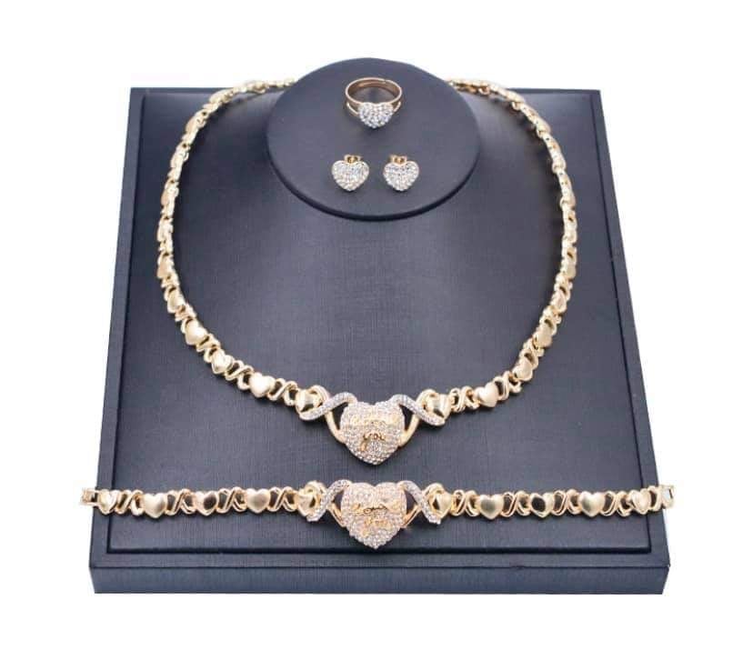 Image of Xoxo set heart ❤️