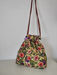 Image 2 of Bolso CAPACHA BREVARIUM VERDE