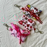 Image 1 of quilted airpod case