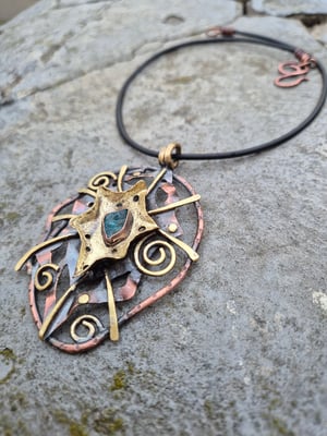 Apatite pendant 